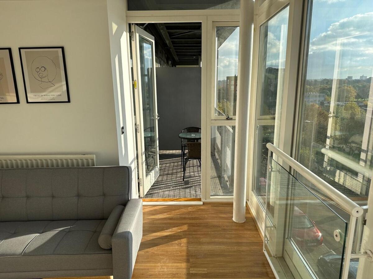 Luxury 1 Bedroom Apartment - City Centre - Balcony - Near O2 Academy Birmingam Exterior foto
