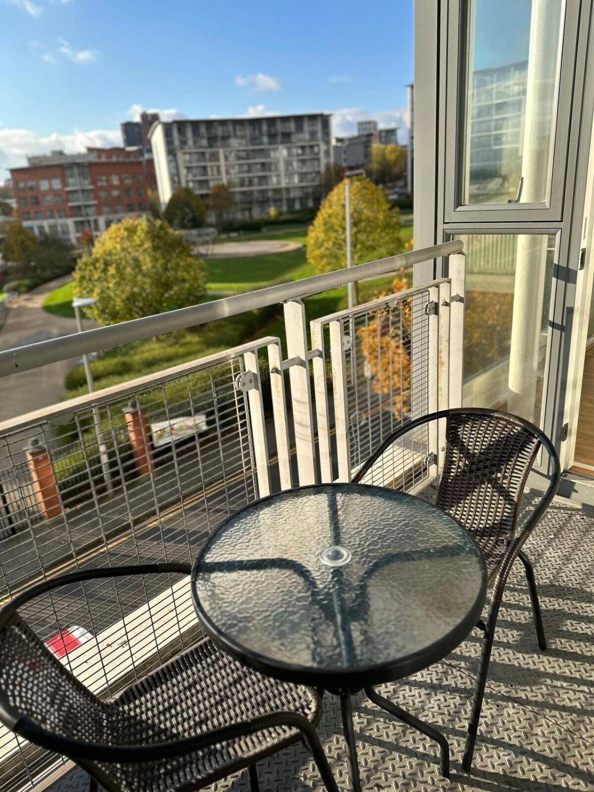 Luxury 1 Bedroom Apartment - City Centre - Balcony - Near O2 Academy Birmingam Exterior foto